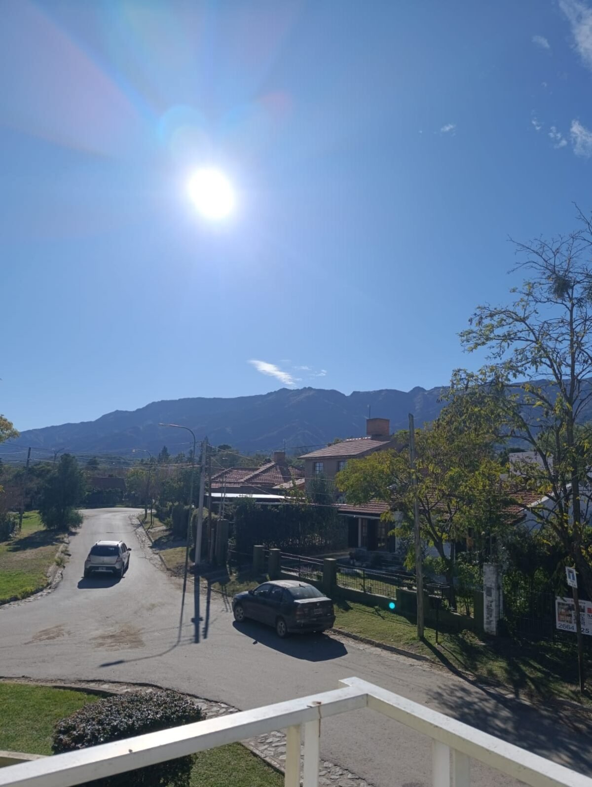 EXCLUSIVA CASA DE LUJO EN ZONA ESTRATEGICA Y VISTA A LAS SIERRAS - Imagen 36