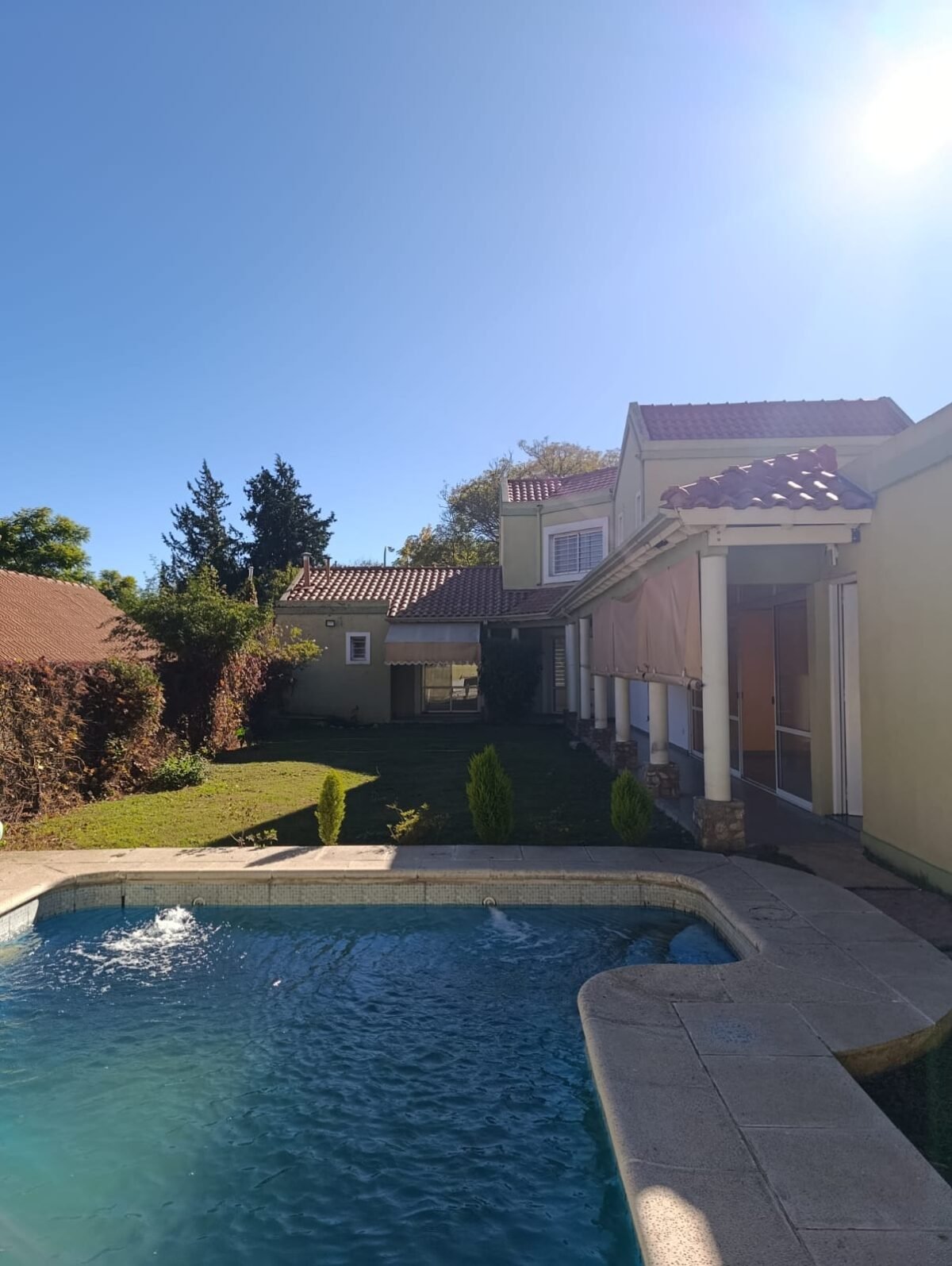 EXCLUSIVA CASA DE LUJO EN ZONA ESTRATEGICA Y VISTA A LAS SIERRAS - Imagen 41