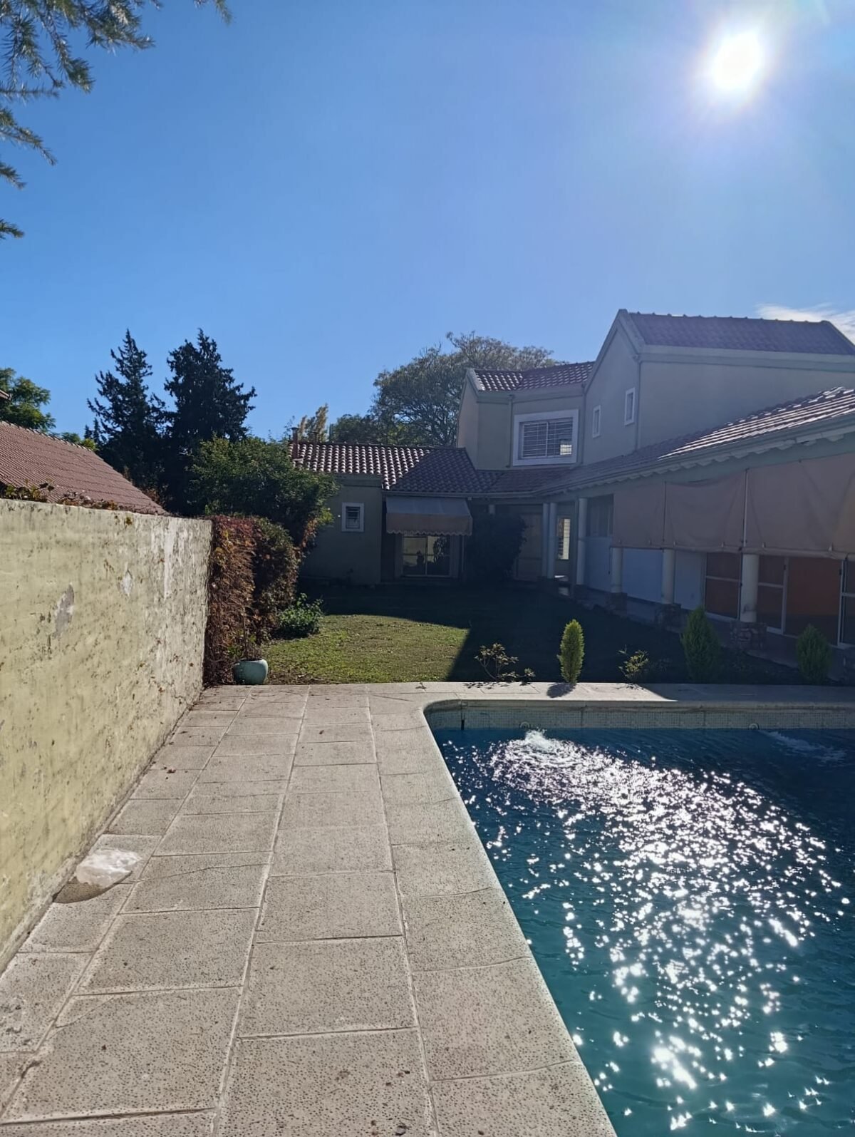 EXCLUSIVA CASA DE LUJO EN ZONA ESTRATEGICA Y VISTA A LAS SIERRAS - Imagen 43