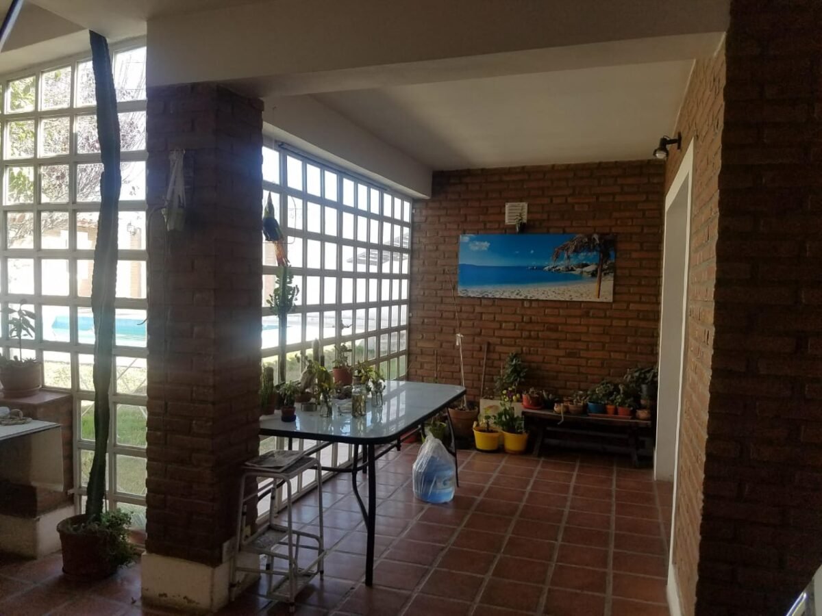 SE VENDE HERMOSA CASA CÉNTRICA EN LA CIUDAD DE VILLA DOLORES-CBA - Imagen 12