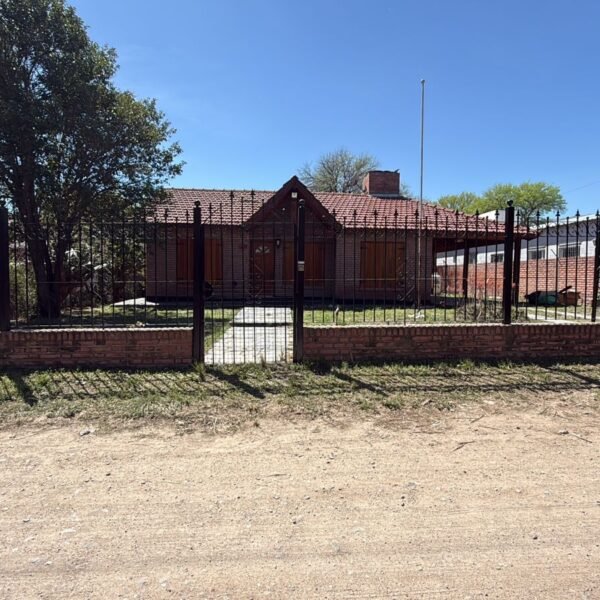 VENTA DE PROPIEDAD EN LOS MOLLES