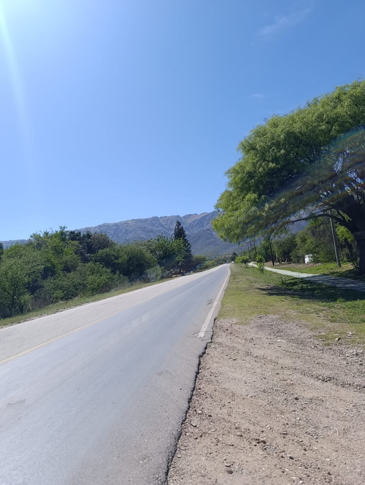 VENTA DE HERMOSA PROPIEDAD EN CARPINTERIA - Imagen 36