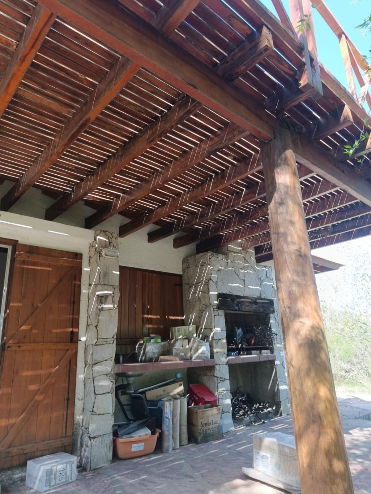 VENTA DE HERMOSA PROPIEDAD EN CARPINTERIA - Imagen 10
