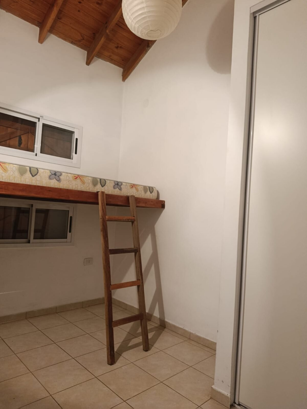VENTA DE HERMOSA PROPIEDAD EN CARPINTERIA - Imagen 28