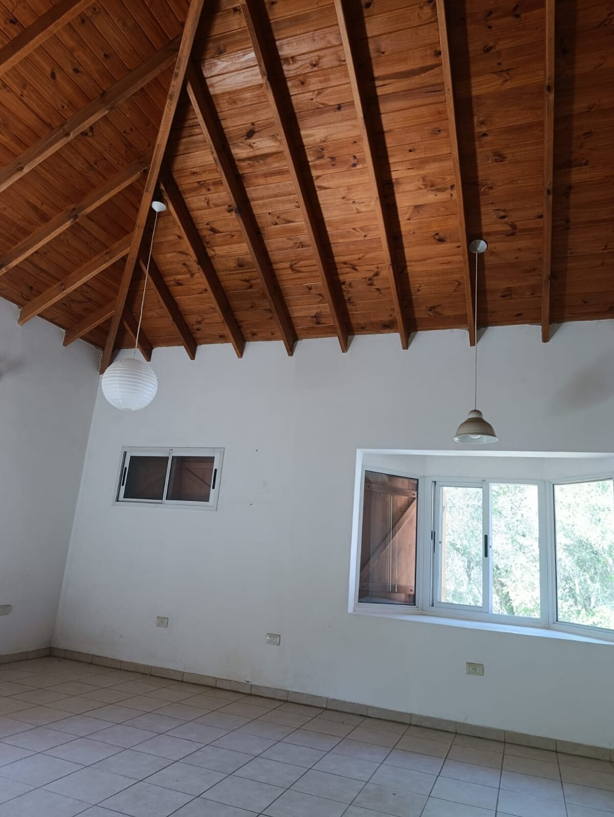 VENTA DE HERMOSA PROPIEDAD EN CARPINTERIA - Imagen 16