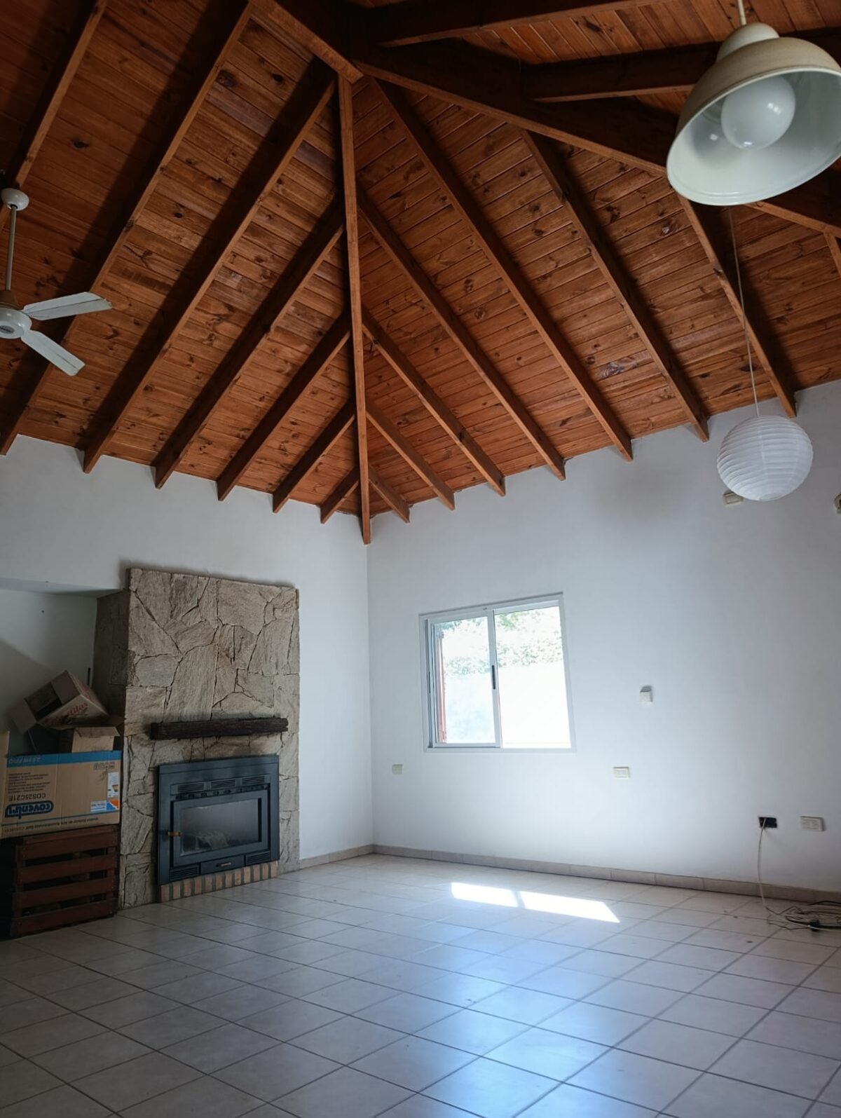 VENTA DE HERMOSA PROPIEDAD EN CARPINTERIA - Imagen 17