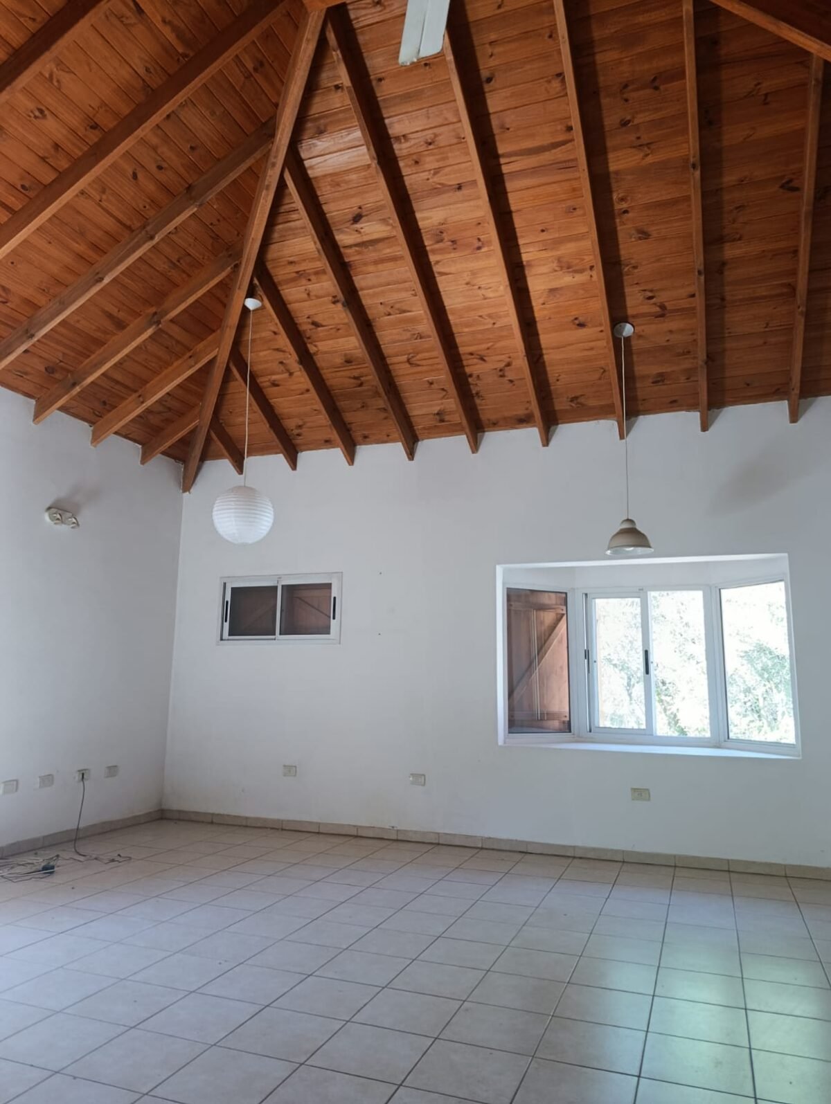 VENTA DE HERMOSA PROPIEDAD EN CARPINTERIA - Imagen 22