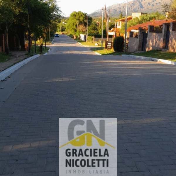 HERMOSO TERRENO EN AVENIDA EL DEPORTE/ MERLO SAN LUIS